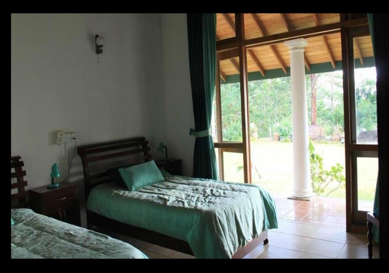 Bed and Breakfast Jungle Tide à Kandy Chambre photo