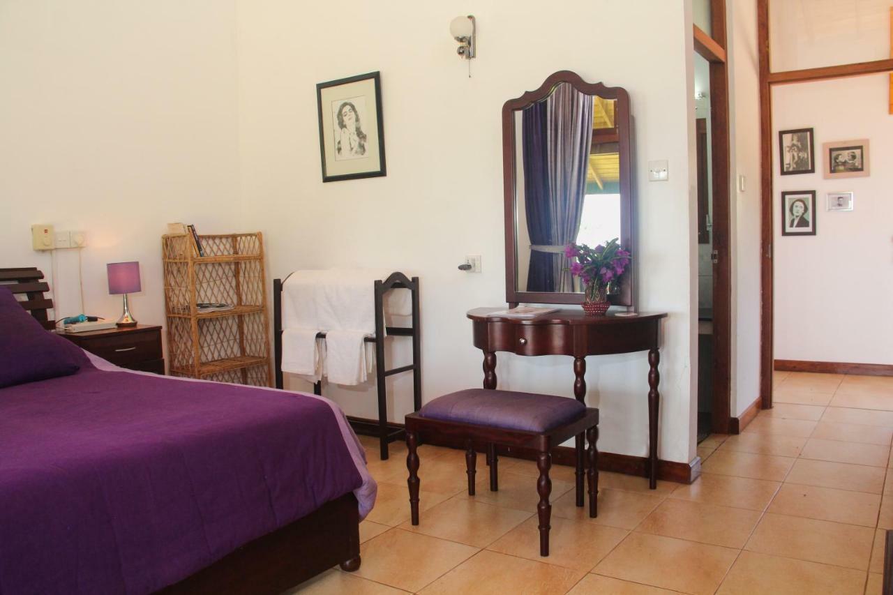 Bed and Breakfast Jungle Tide à Kandy Extérieur photo